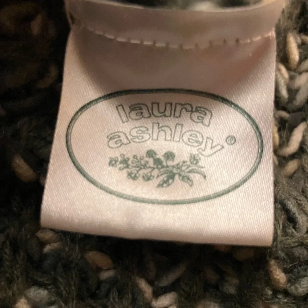 Laura Ashley acrylic throw super soft crochet perfect for all seasons neutral